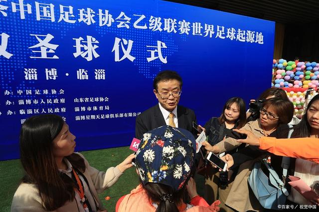 德罗西公布与佛罗伦萨对决的热那亚阵容，新星罗比尼奥入选